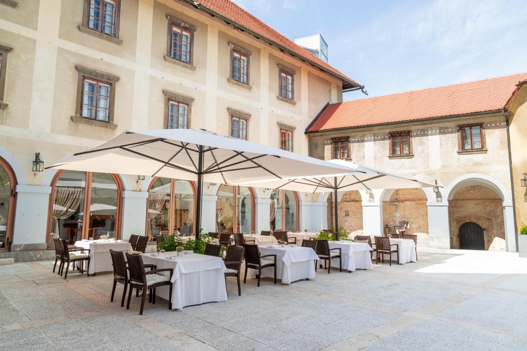 Hotel Grad Otocec - Relais Chateaux エクステリア 写真